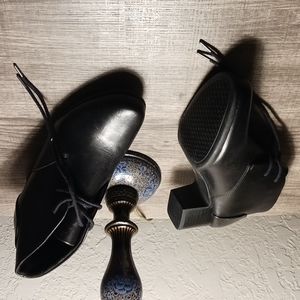 Clarks unstructured ankle boots, size 7M, black.